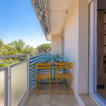 2 - Proche De La Gare Appartement *