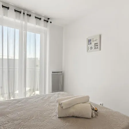 Appartement 2 - Proche De La Gare