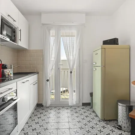 2 - Proche De La Gare Appartement *